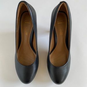 Clarks Brier Dolly pumps